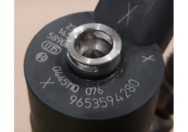 Форсунка дизельна Bosch, Peugeot/Citroen, C5, Jumper, Boxer, Expert, Jumpy, Xsara, 206, 306, 307, 406, 607, Partner, Berlingo, 2.0/2.2HDi, JTD, 9641742880, 9653594280, 0445110076 *